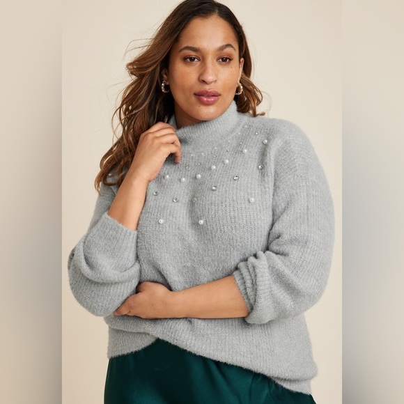Maurice’s sweater pearl rhinestone embellished NWT gray size 1X plus relaxed fit - Picture 1 of 9